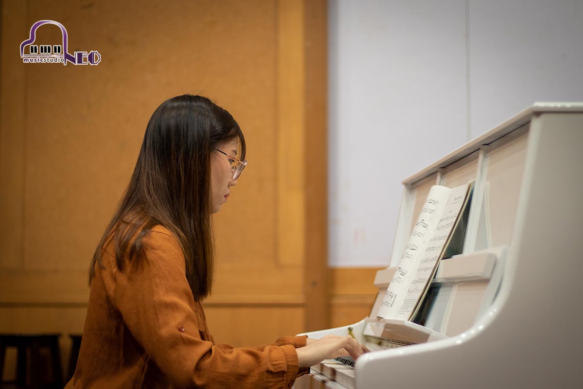 Piano Class In Klang | Neo Music Studio